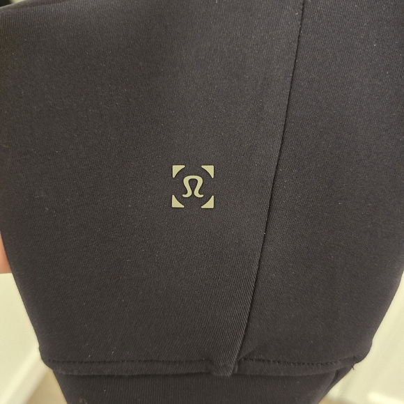 Lululemon Athletica Olive and Black Bomber Jacket - Picture 2 of 6